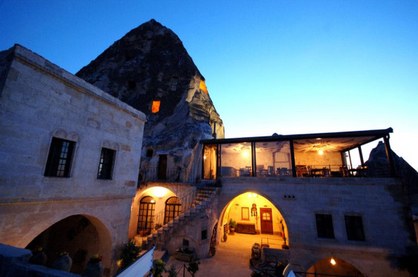 Mithra Cave Hotel